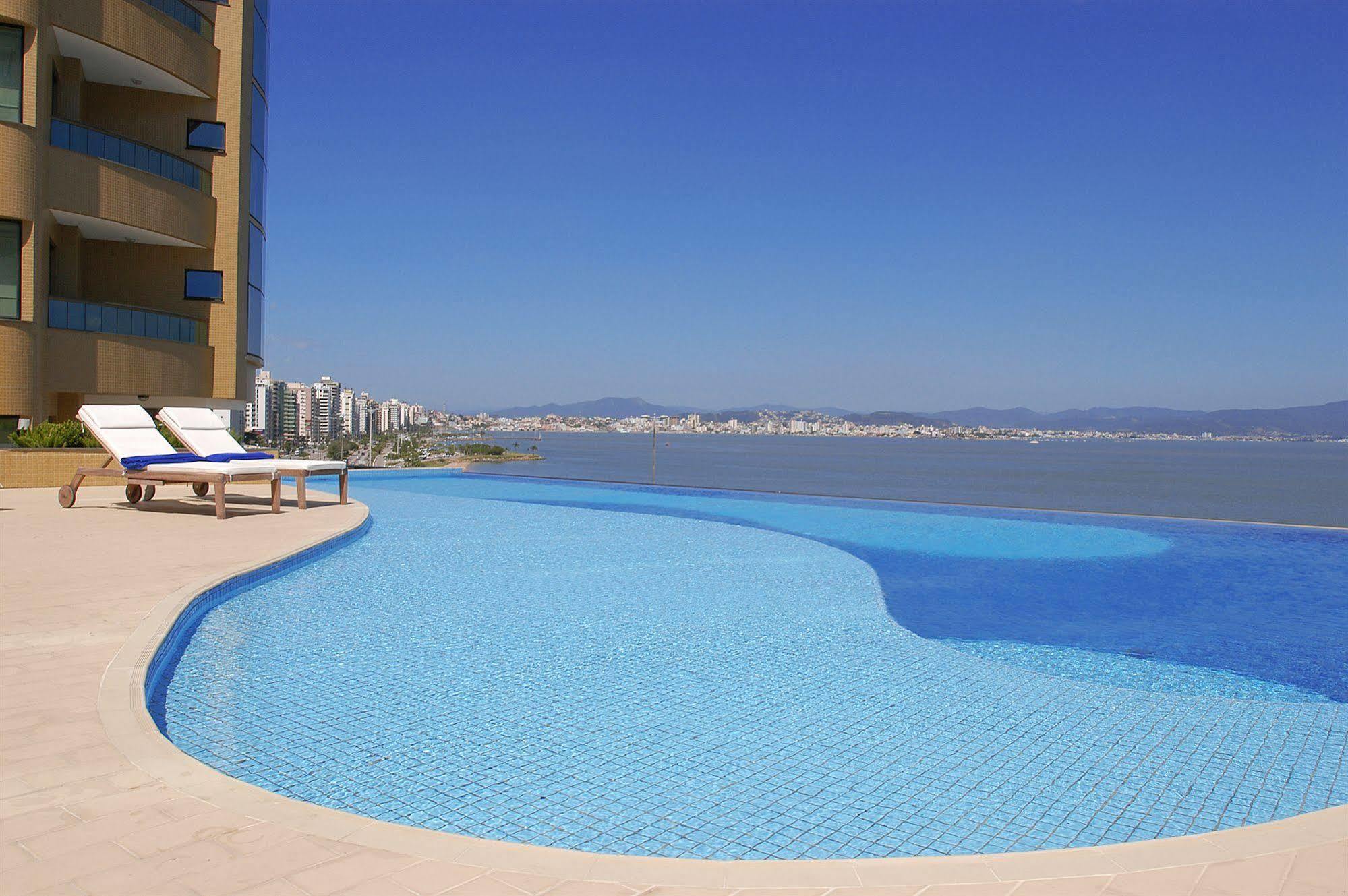 Majestic Palace Hotel Флоріанополіс Екстер'єр фото Infinity pool in Panama